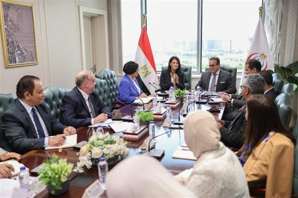 تعاون بين وزارتي الصحة والتخطيط لتعزيز الخدمات الطبية